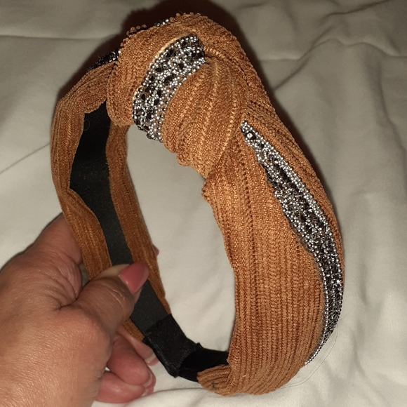 Headbands - Picture 6 of 16